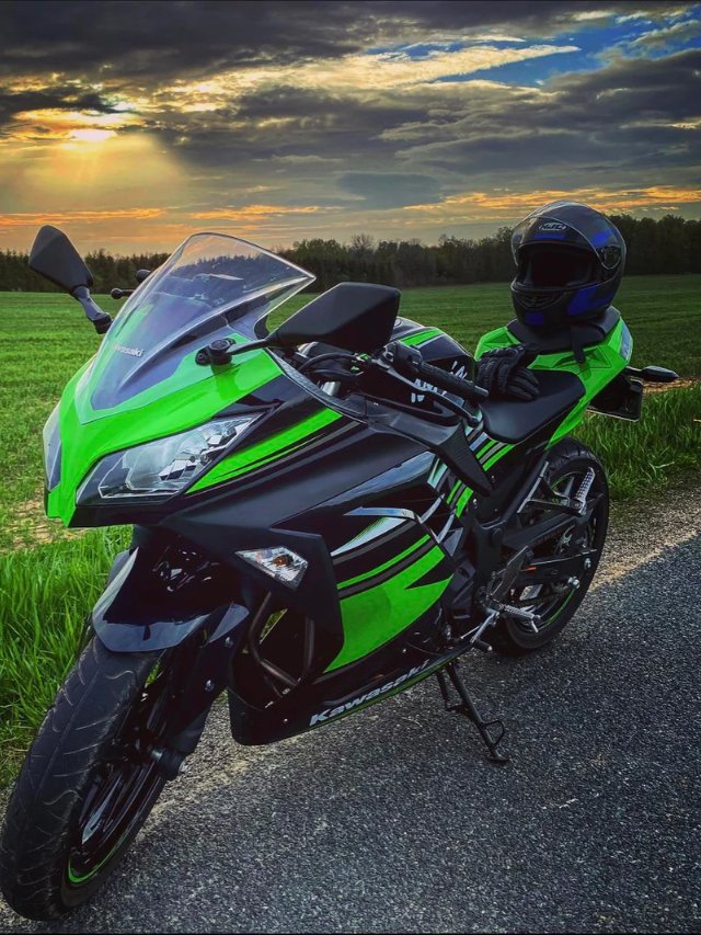 Kawasaki Ninja 300: दमदार परफॉर्मेंस और स्टाइलिश लुक्स